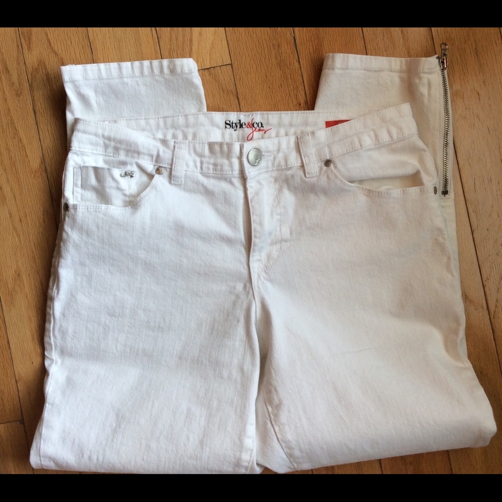 Style &Co White Capris Jeans - Picture 3 of 6